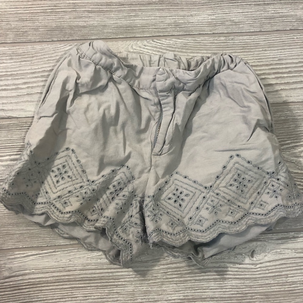 5/$25 • Gap Kids • Eyelet Shorts